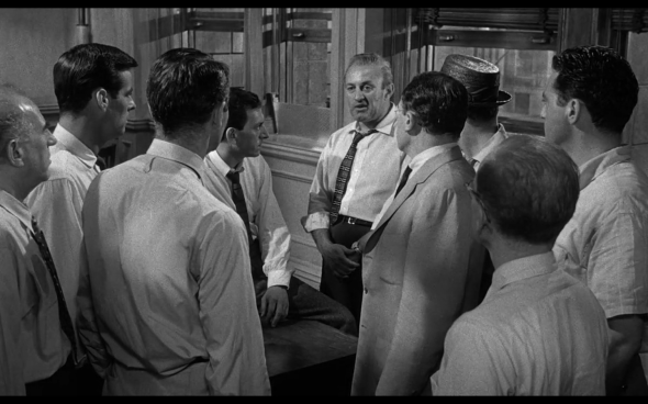 12 Angry Men - 17
