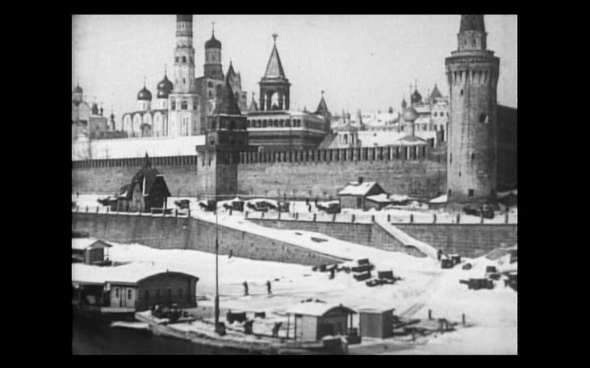 Moscow Clad in Snow Edison - 4